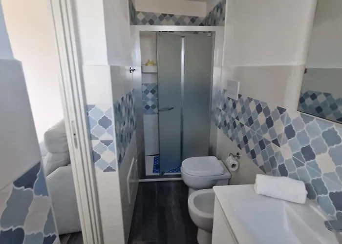 Blu House * فافينانا